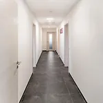 Eifelhoehe Reger Хелленталь