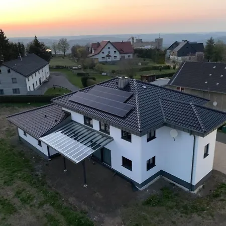 Eifelhoehe Reger Apartment