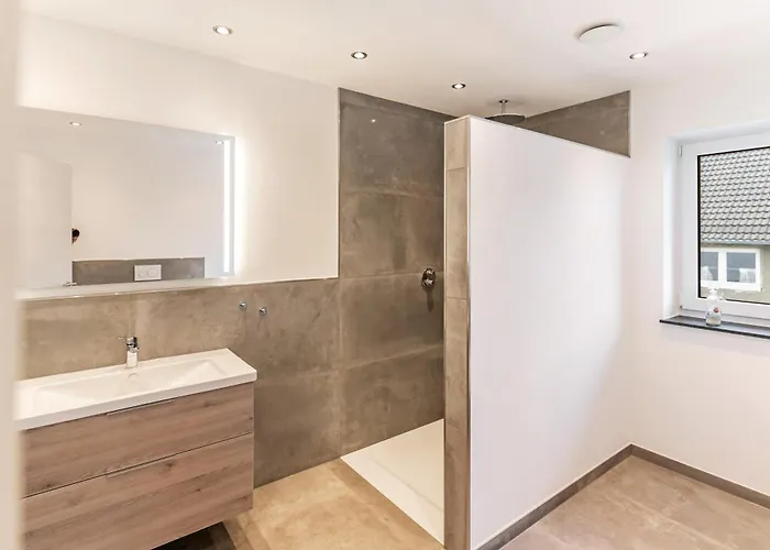 Eifelhoehe Reger Lejlighed